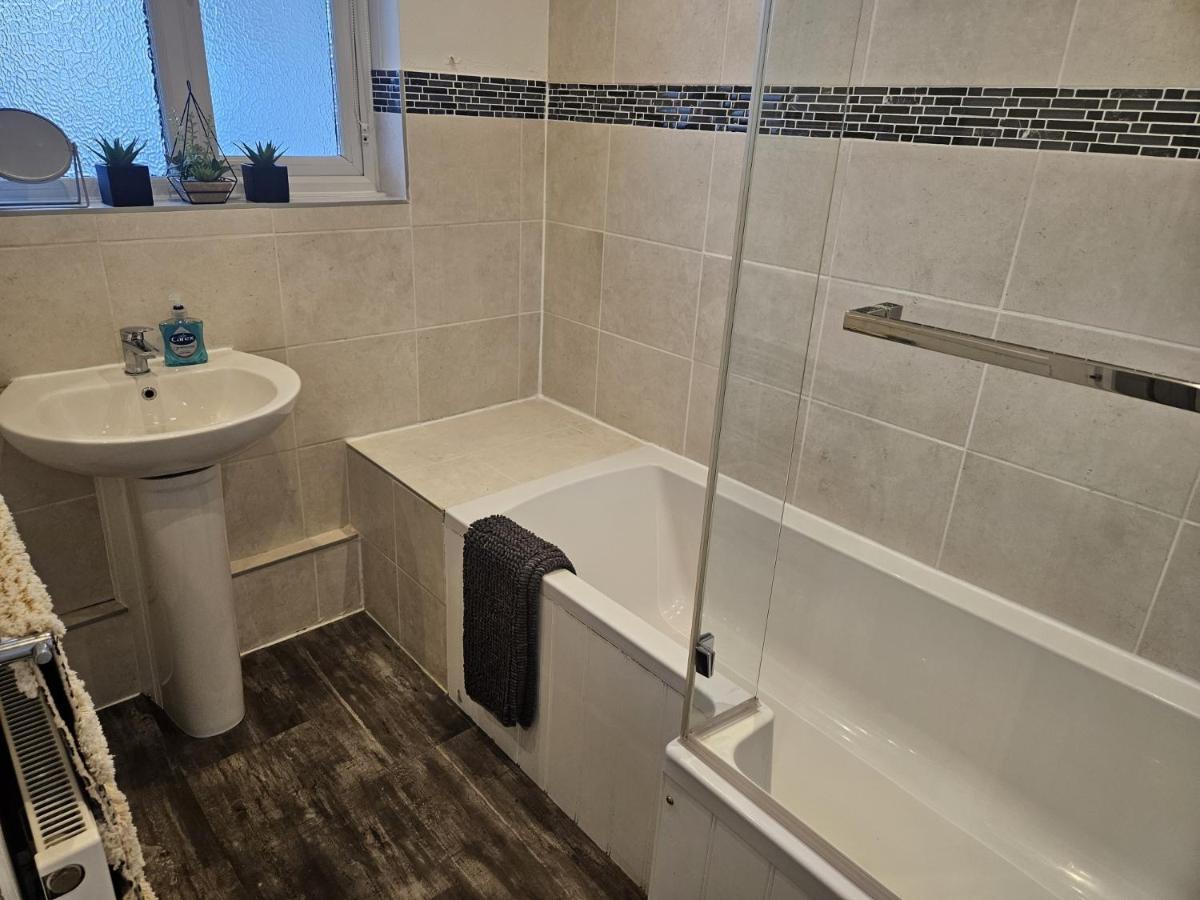 Leigh-On-Sea Retreat - 2 Bedroom Apartment Экстерьер фото